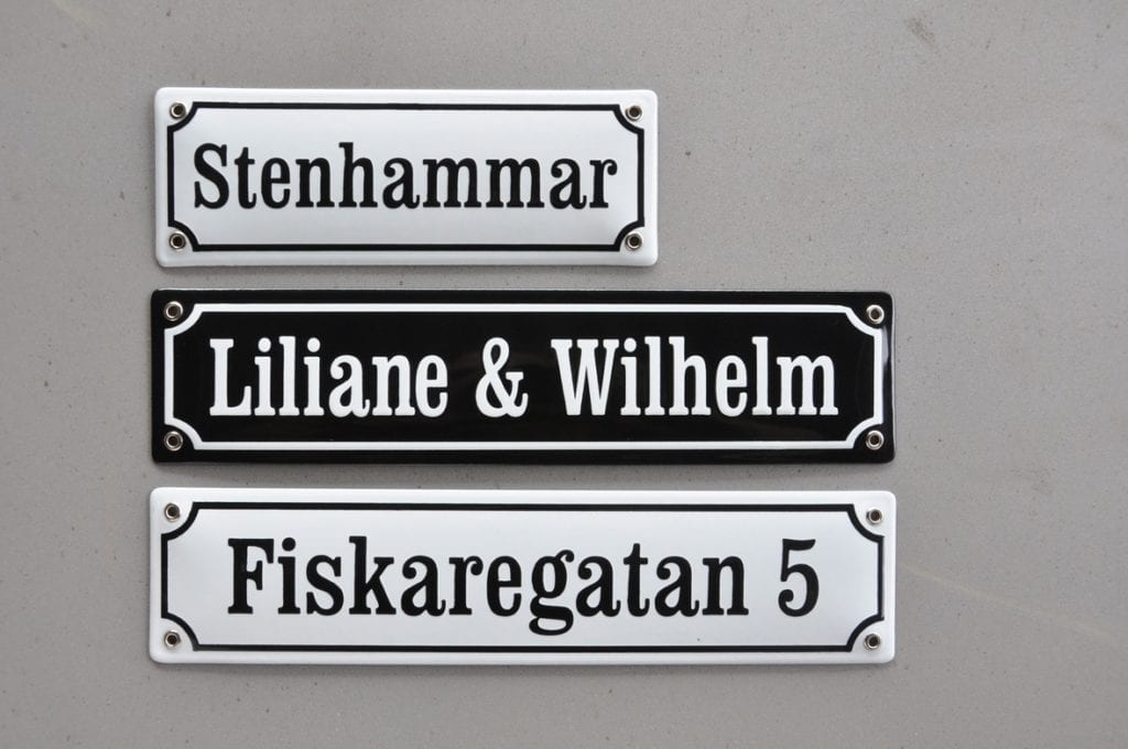 Namnskylt för ett namn eller två eller längre namn